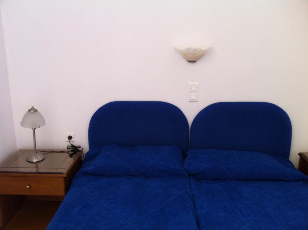Hotel Porto Milos Adamantas  Habitación foto